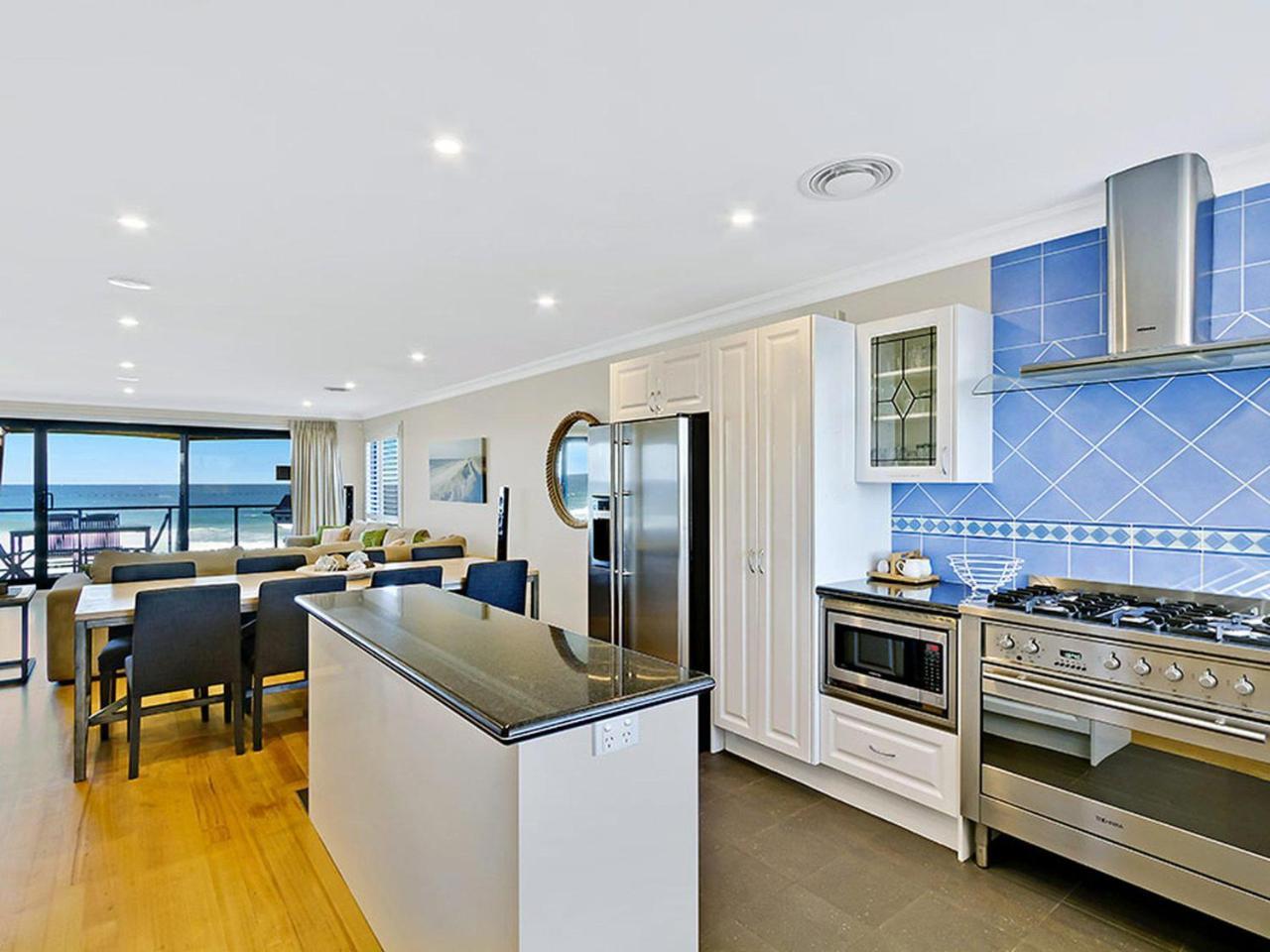 Beach Front Luxury 디엔트런스 외부 사진